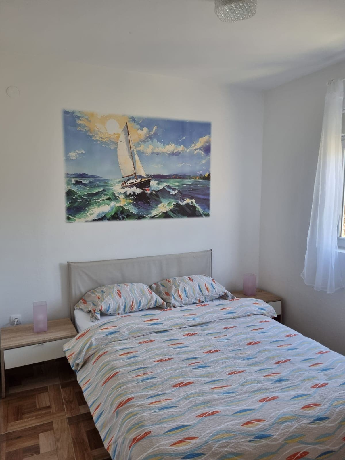 Comfortable main bedroom